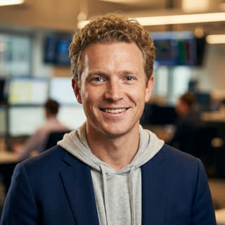 Ryan Brooks, analista principal de trading en Alba Provechanza, en una imagen de perfil